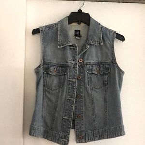 GAP Vintage 90’s Fitted Denim Vest, Size M
